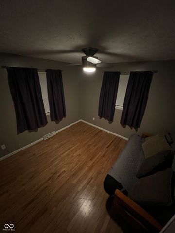 17 Roselawn Avenue, Brownsburg, IN 46112