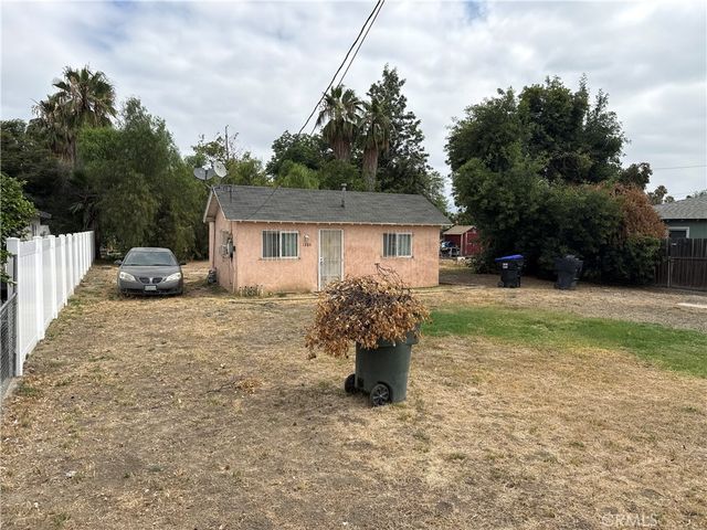 1284 E Laurelwood, San Bernardino, CA 92408