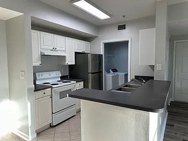 5095 Fairways Circle I307, Vero Beach, FL 32967