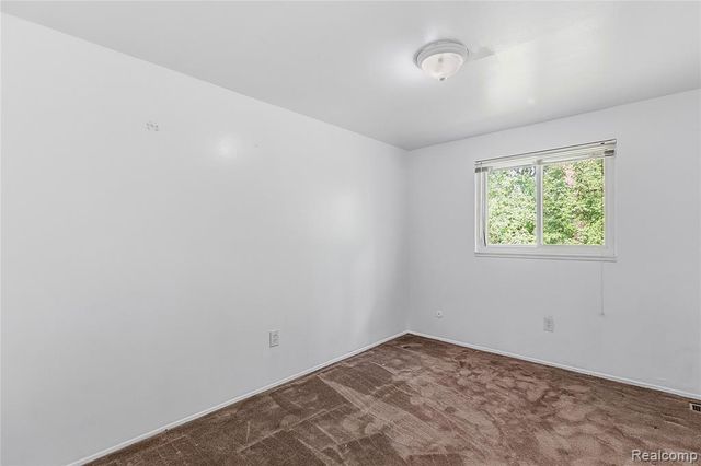 26066 Franklin Pointe Drive, Southfield, MI 48034