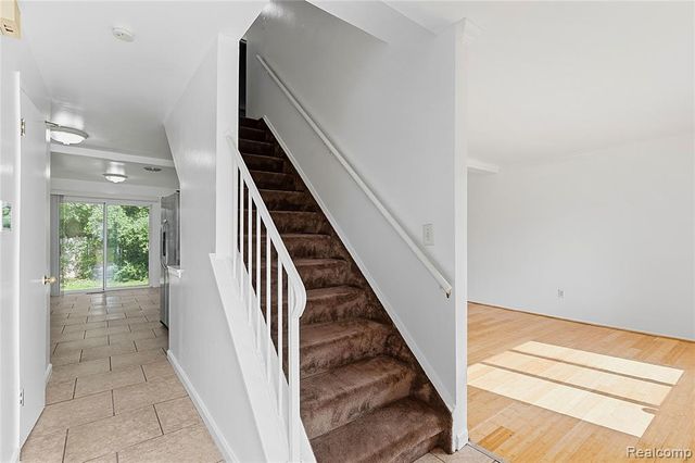 26066 Franklin Pointe Drive, Southfield, MI 48034