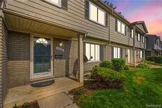 26066 Franklin Pointe Drive, Southfield, MI 48034