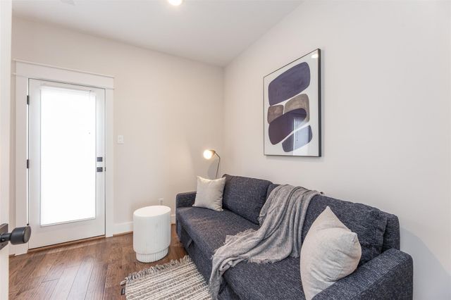 605 Middle Street, Houston, TX 77003