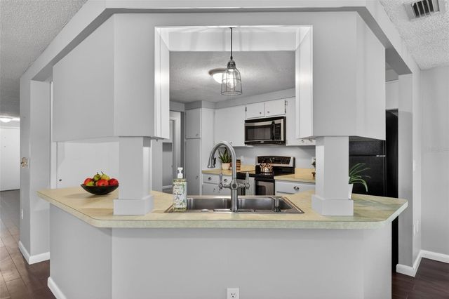 1226 PINE NEEDLE ROAD, Venice, FL 34285