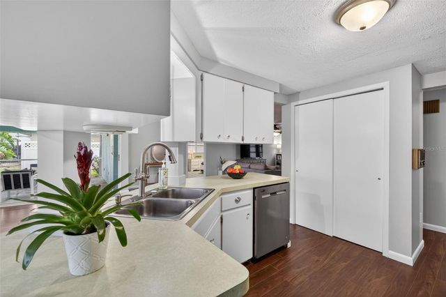1226 PINE NEEDLE ROAD, Venice, FL 34285