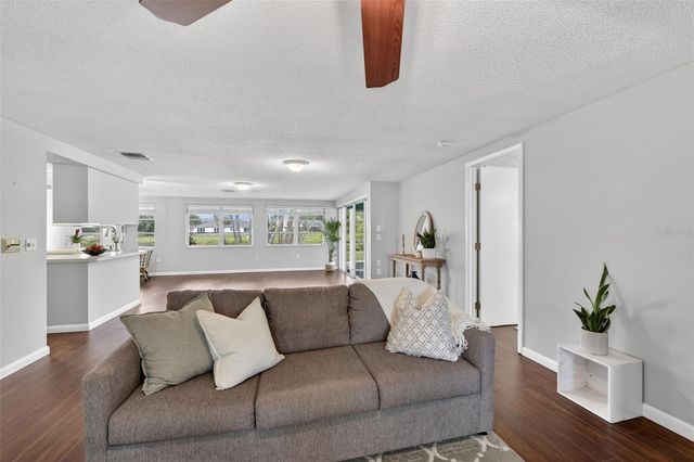 1226 PINE NEEDLE ROAD, Venice, FL 34285