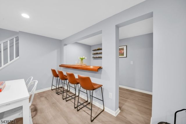 21 Tulip Ter, Wayne Twp., NJ 07470