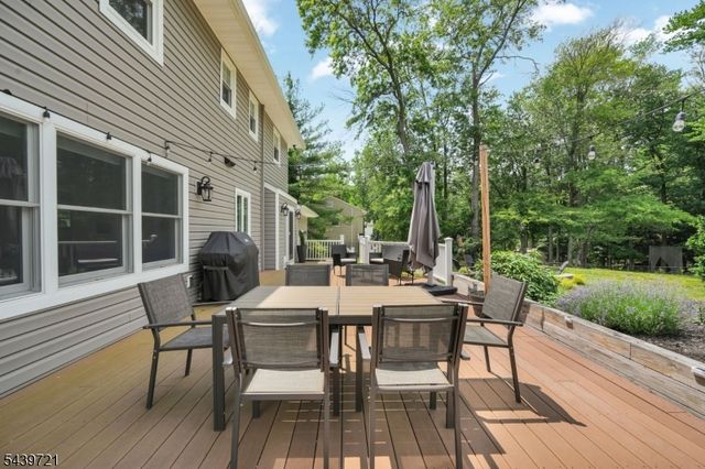 21 Tulip Ter, Wayne Twp., NJ 07470
