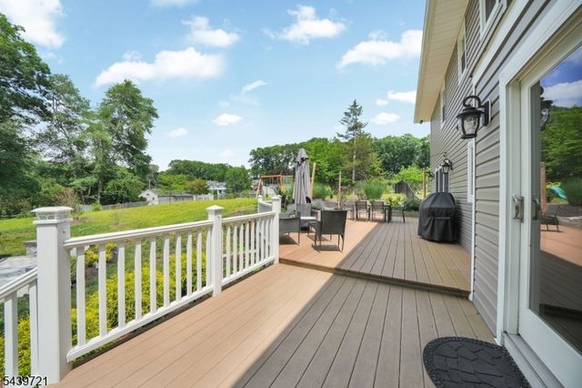 21 Tulip Ter, Wayne Twp., NJ 07470