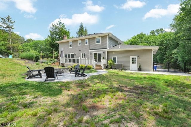 21 Tulip Ter, Wayne Twp., NJ 07470