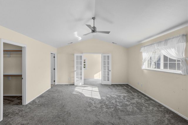 369 Meadow Drive, Ashland, OR 97520