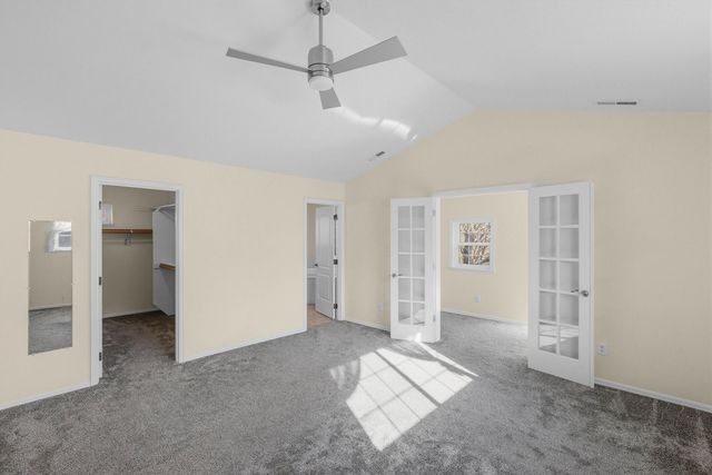 369 Meadow Drive, Ashland, OR 97520