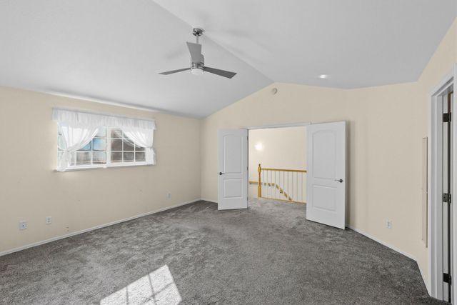 369 Meadow Drive, Ashland, OR 97520