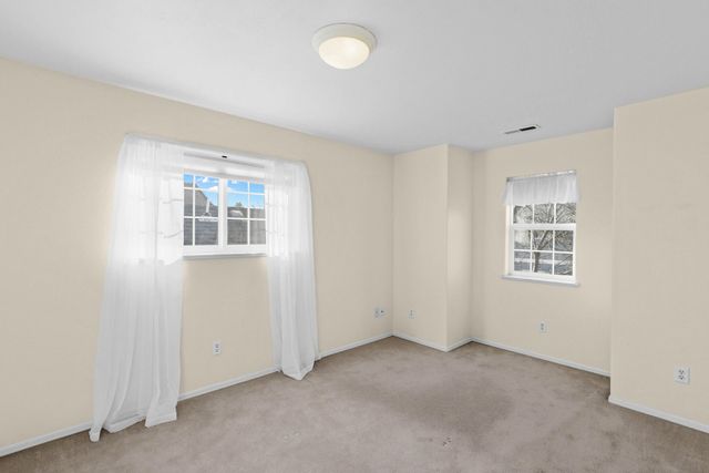 369 Meadow Drive, Ashland, OR 97520