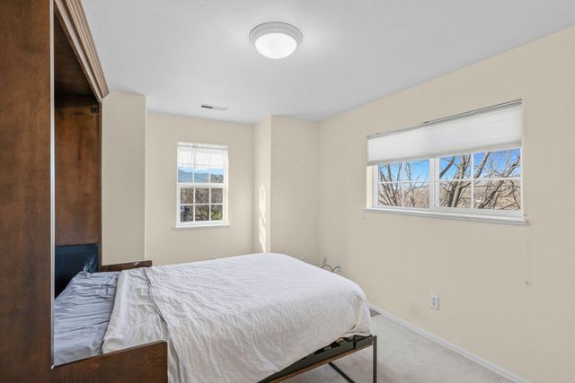 369 Meadow Drive, Ashland, OR 97520