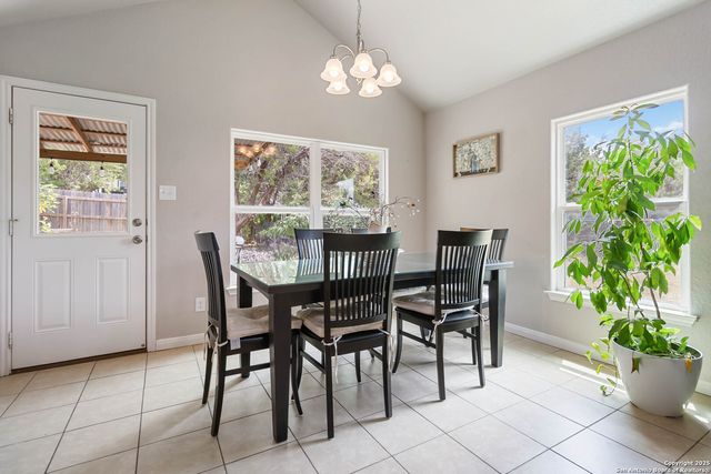 673 Deer Run Pass, Canyon Lake, TX 78133