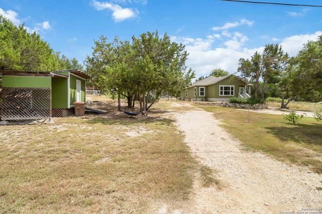673 Deer Run Pass, Canyon Lake, TX 78133