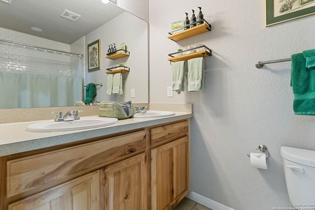 673 Deer Run Pass, Canyon Lake, TX 78133