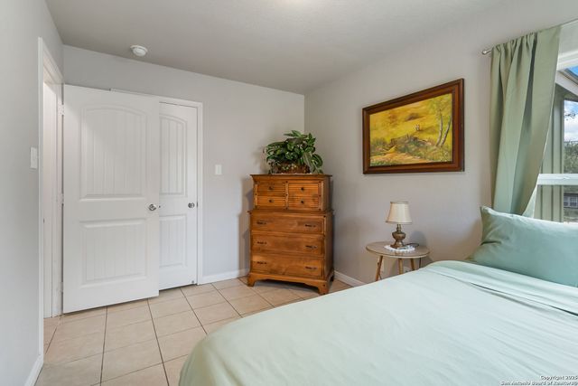 673 Deer Run Pass, Canyon Lake, TX 78133