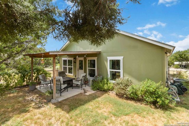 673 Deer Run Pass, Canyon Lake, TX 78133