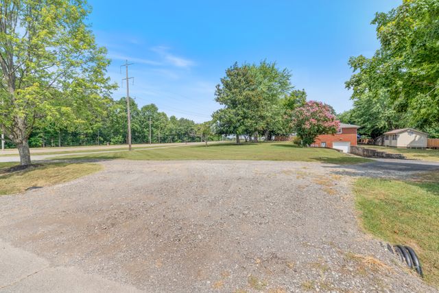 2015 Highway 70, W, Dickson, TN 37055