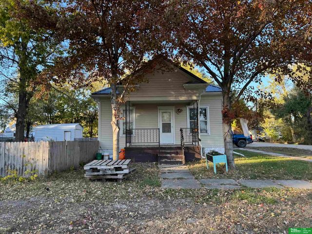 800 W 9th Street, York, NE 68467