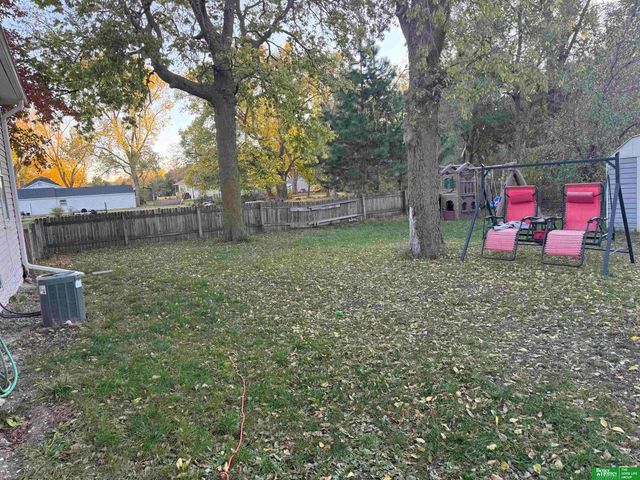 800 W 9th Street, York, NE 68467