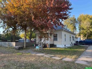 800 W 9th Street, York, NE 68467