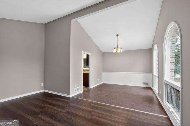 1093 S Indian Creek Drive, Stone Mountain, GA 30083