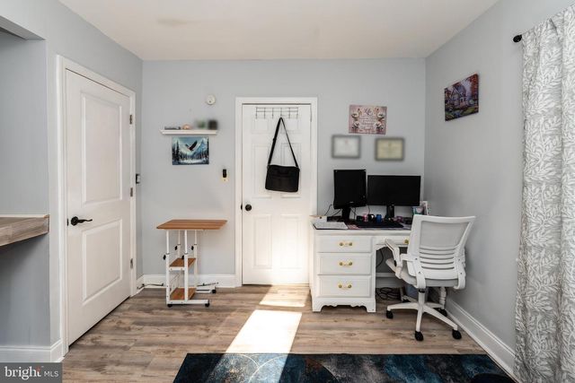 406 OAK AVE, West Berlin, NJ 08091