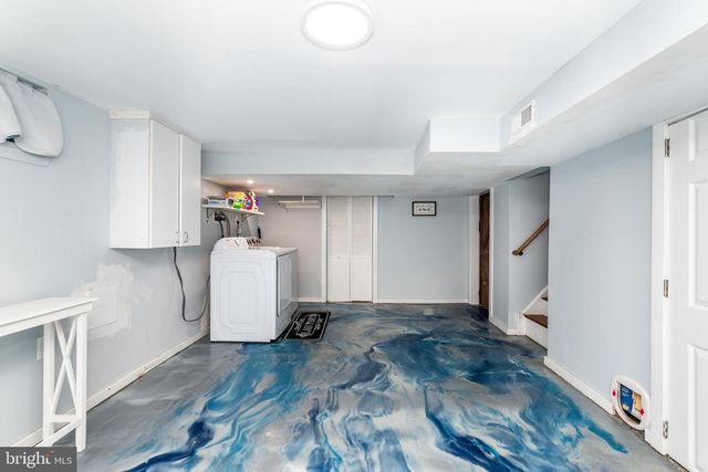 406 OAK AVE, West Berlin, NJ 08091
