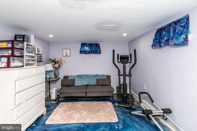 406 OAK AVE, West Berlin, NJ 08091