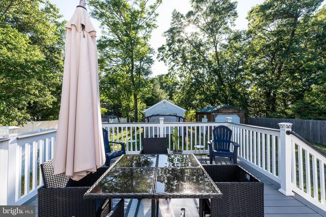 406 OAK AVE, West Berlin, NJ 08091
