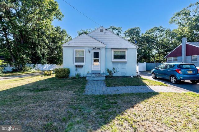 406 OAK AVE, West Berlin, NJ 08091