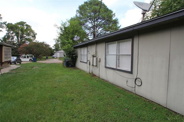5422 Farley Drive A, Houston, TX 77032