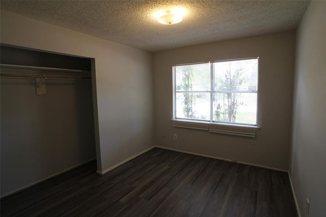5422 Farley Drive A, Houston, TX 77032
