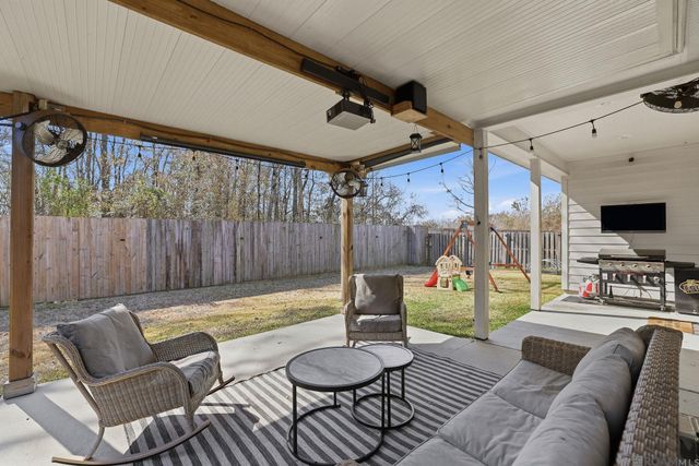 39163 Water Oak Ave, Prairieville, LA 70769