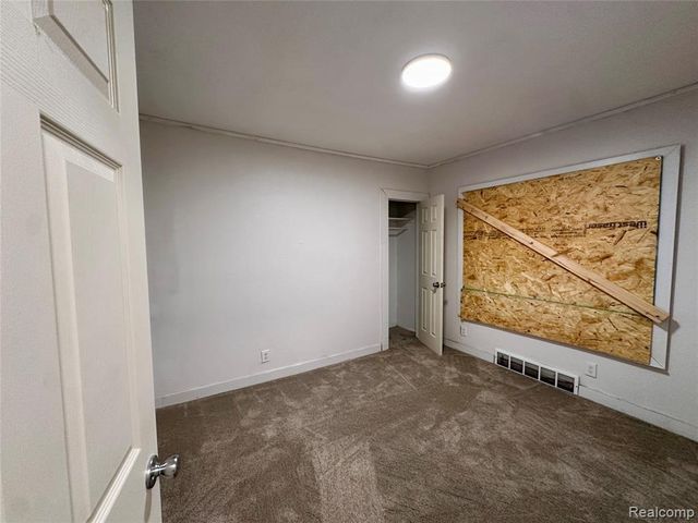 12048 Longview Street, Detroit, MI 48213
