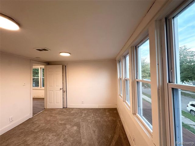 12048 Longview Street, Detroit, MI 48213
