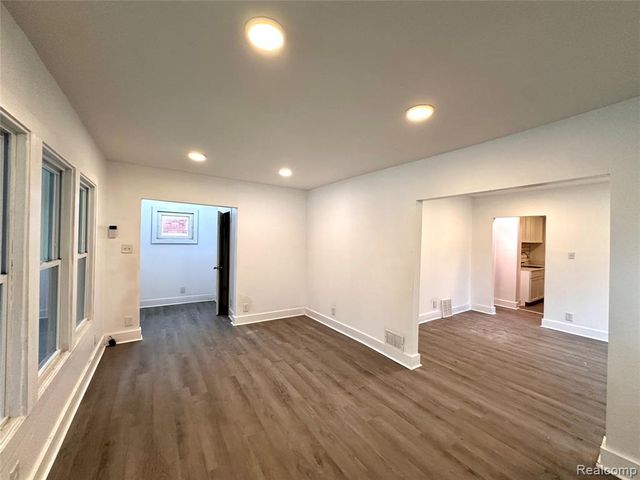 12048 Longview Street, Detroit, MI 48213