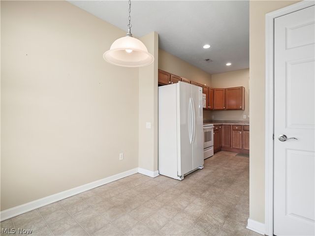 37952 Ashfield Way, North Ridgeville, OH 44039