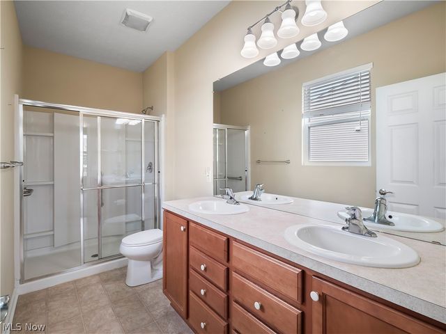 37952 Ashfield Way, North Ridgeville, OH 44039