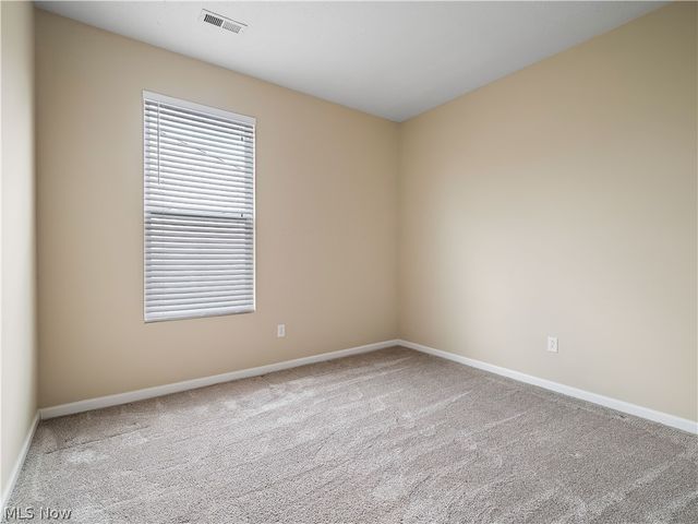 37952 Ashfield Way, North Ridgeville, OH 44039