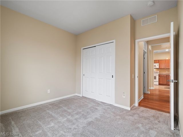 37952 Ashfield Way, North Ridgeville, OH 44039