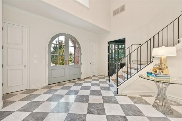 1401 Oak Tree Drive, Edmond, OK 73025
