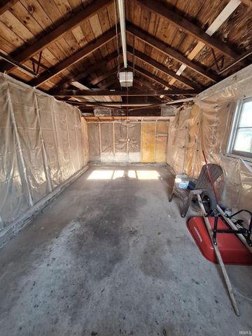729 E Main Street, Warsaw, IN 46580