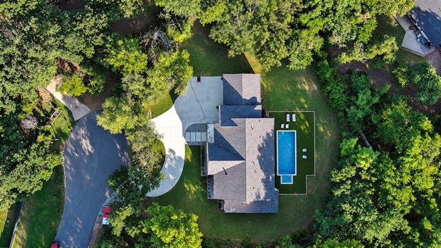 3320 Arrowhead Court, Edmond, OK 73013