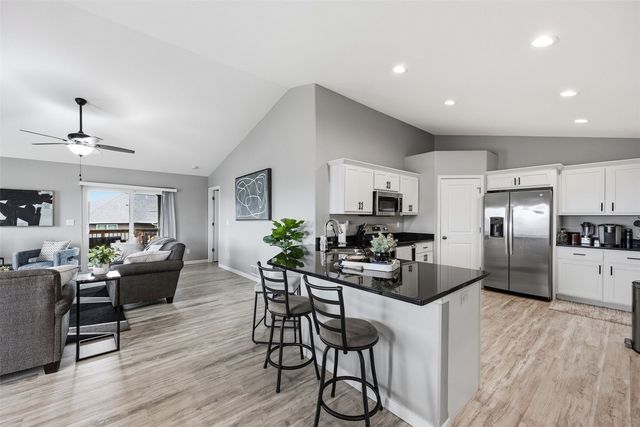 729 Heartland Court, Fairfax, IA 52228