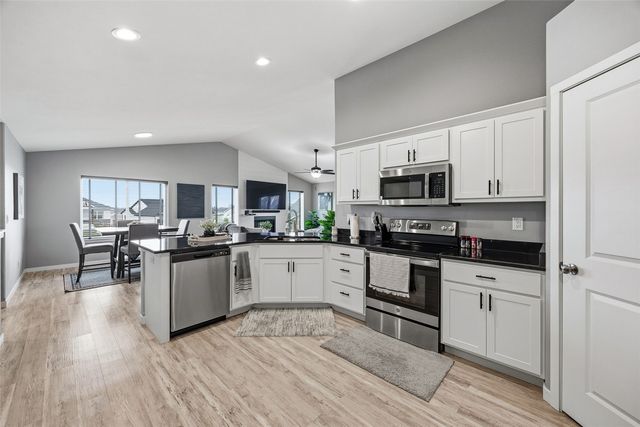 729 Heartland Court, Fairfax, IA 52228