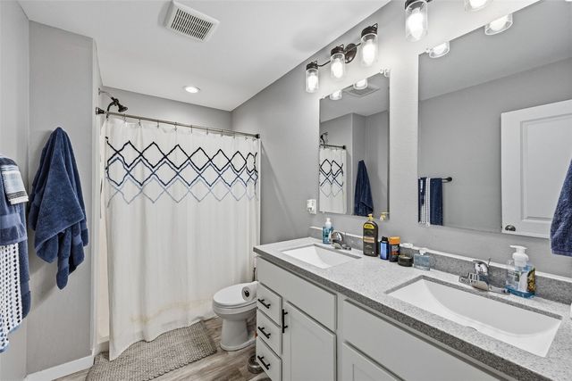 729 Heartland Court, Fairfax, IA 52228